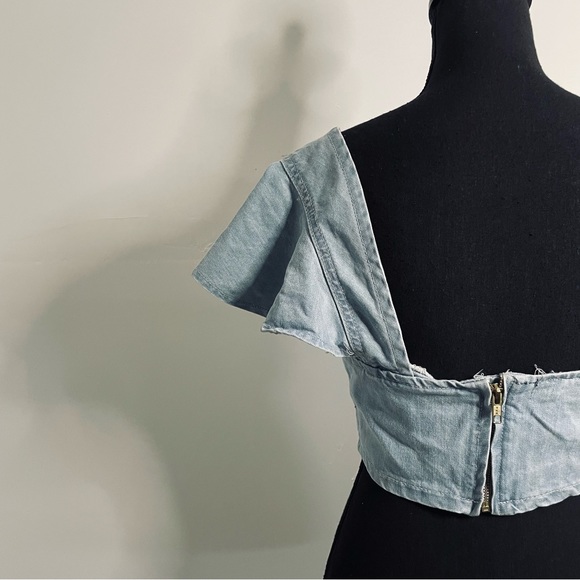prettylittlething | flared sleeve blue denim crop top - Picture 10 of 13